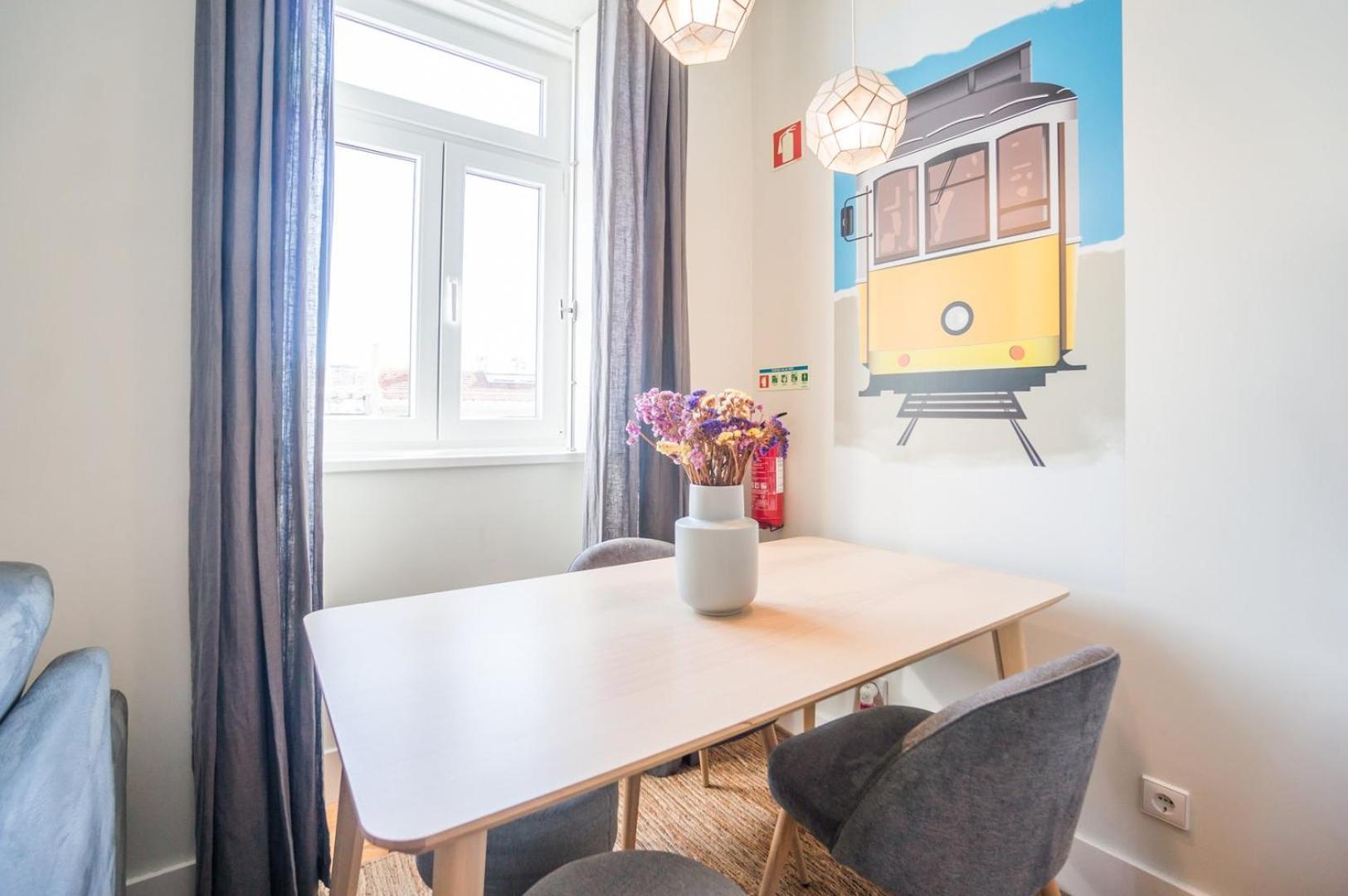 Guestready - Chic And Vibrant Stay Near Anjos Лиссабон Экстерьер фото